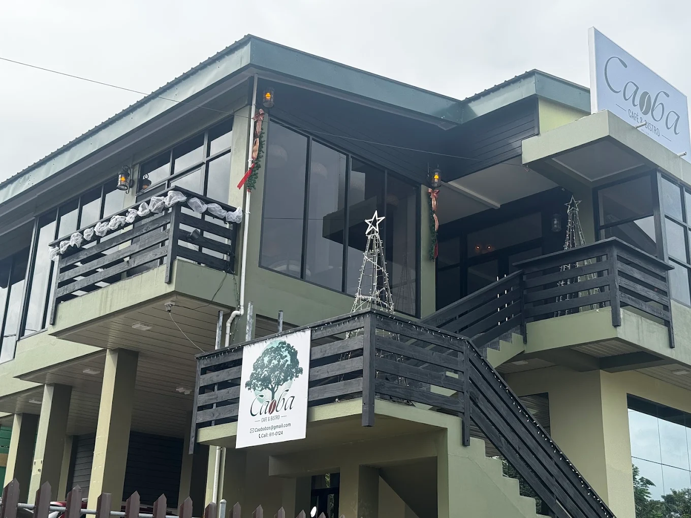 Caoba Café & Bistro exterior building